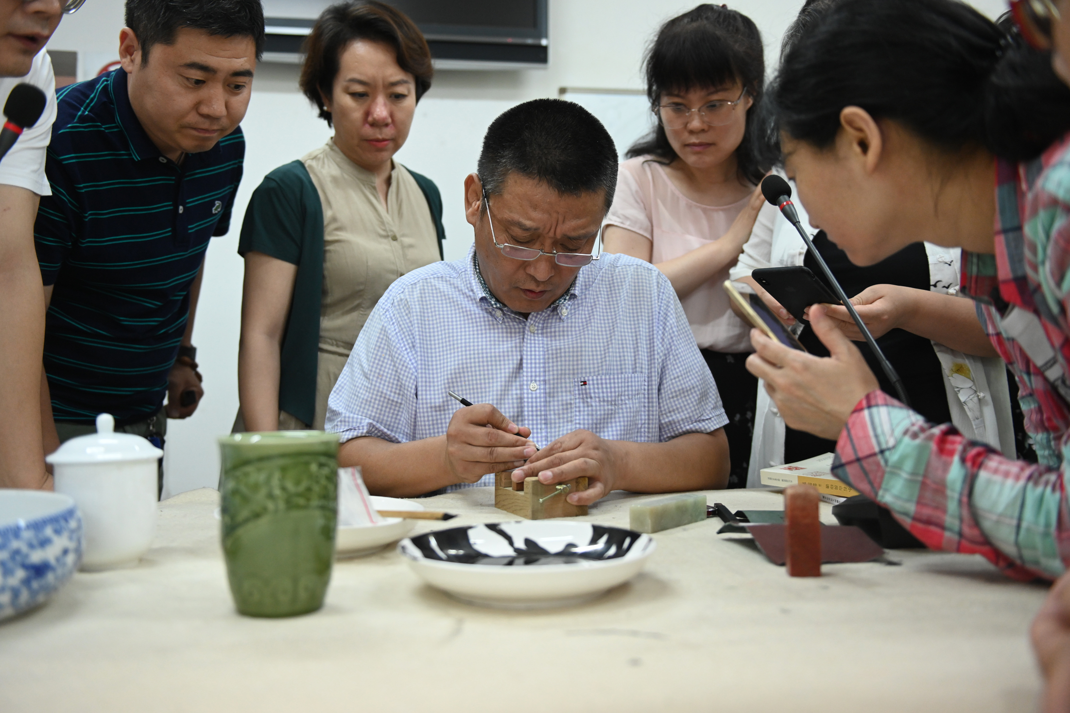 中国国家画院艺术信息中心负责人、研究员 魏广君授课现场