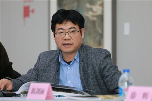 中国人民大学哲学院教授余开亮
