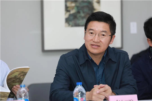 中国国家画院理论研究所所长李虹霖