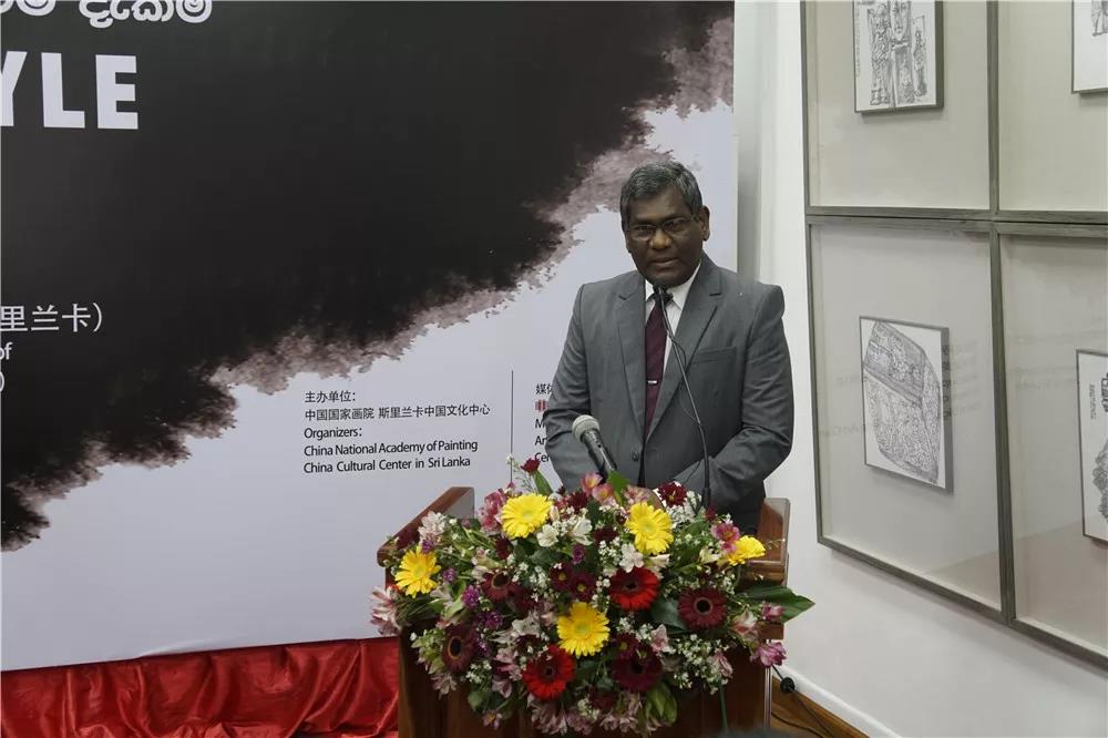 9斯里兰卡高等教育和文化部常务秘书长拉塔纳斯利（J.J.RATHANASIRI）致辞